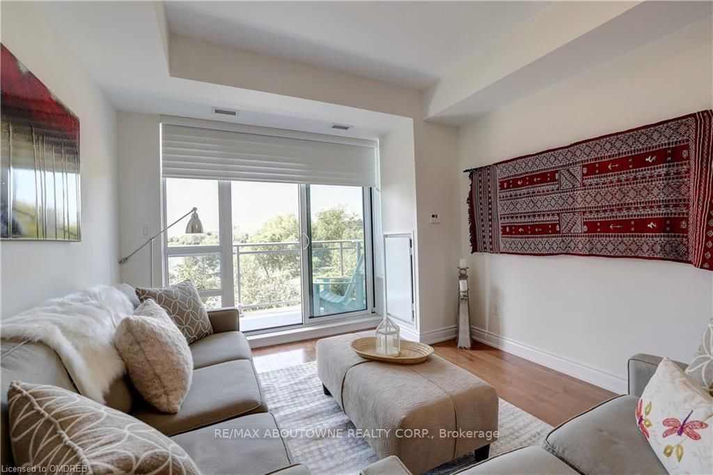 3500 Lakeshore Road W, #321