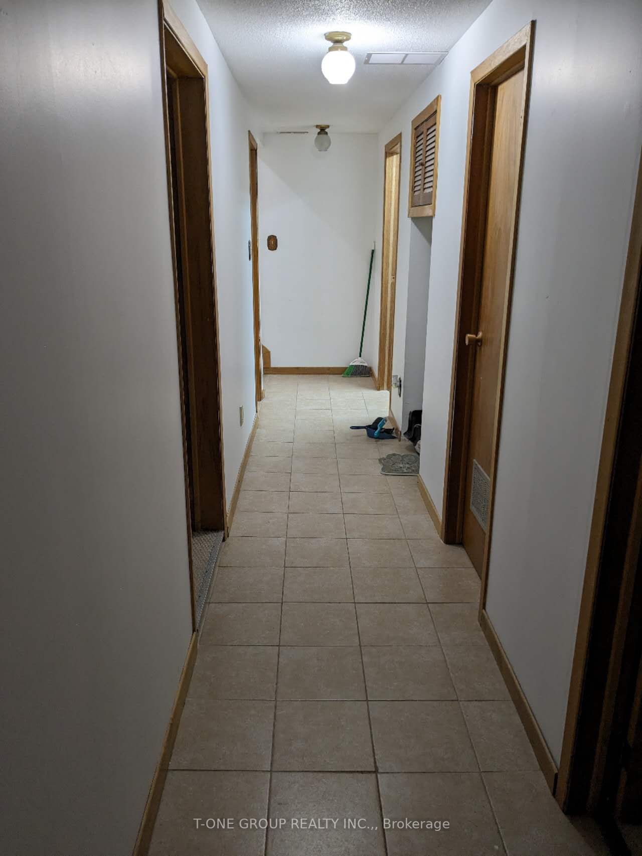 4250 Highgate Cres