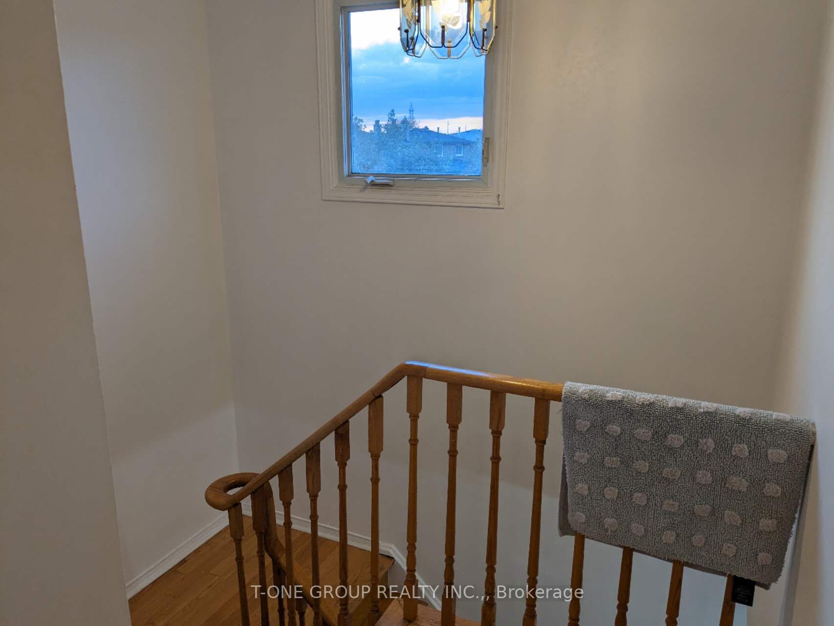 4250 Highgate Cres