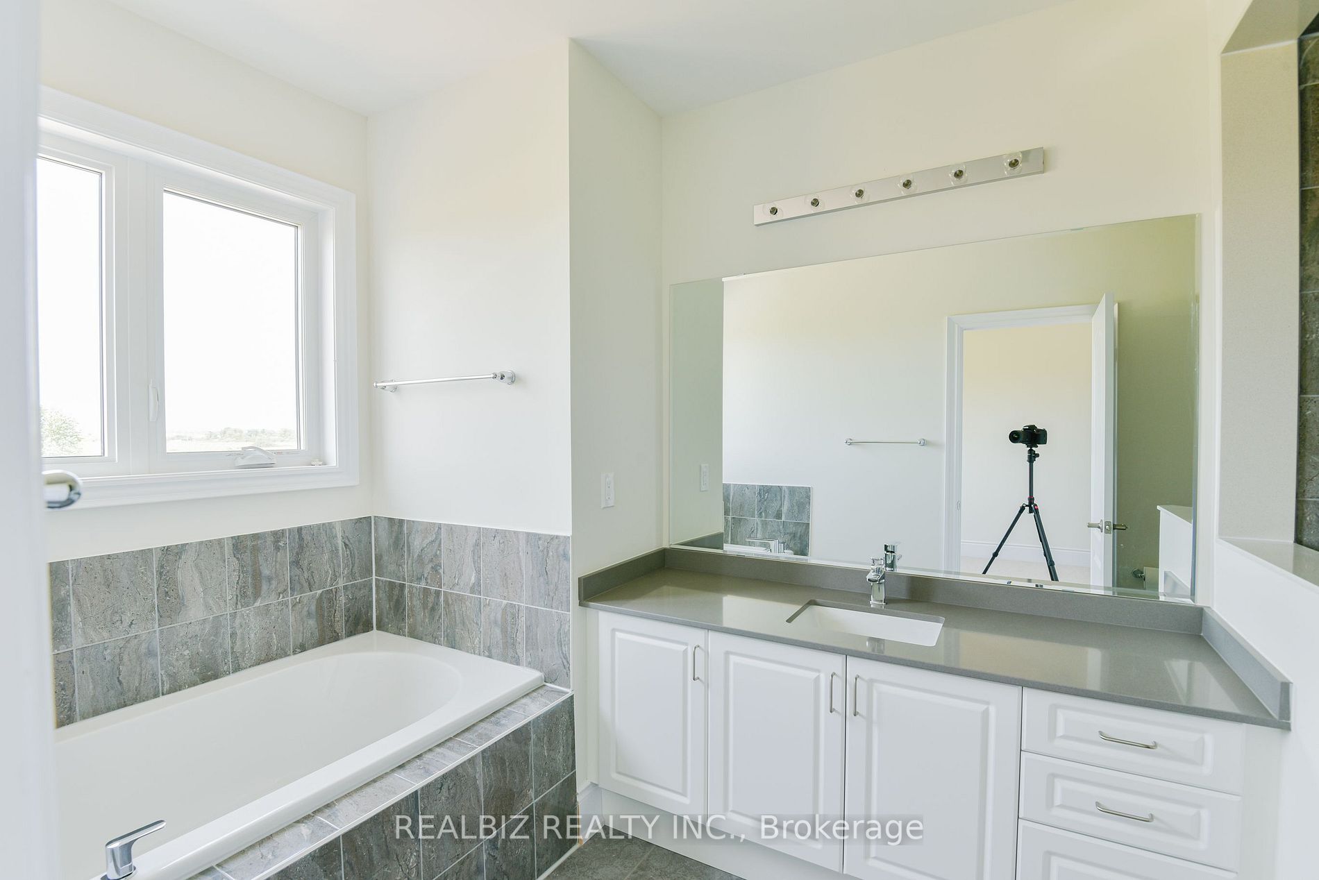 46 Fox sparrow Road