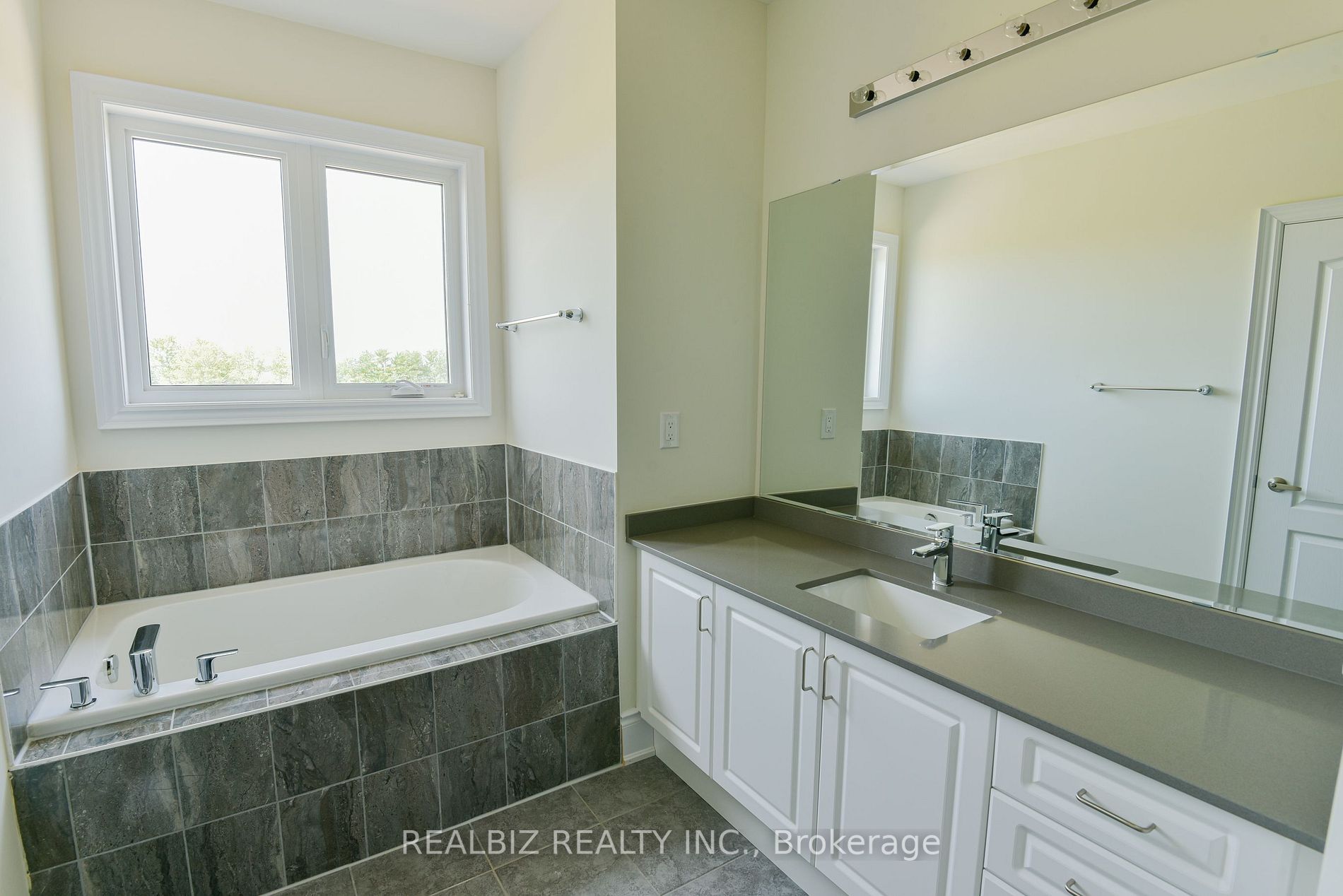 46 Fox sparrow Road