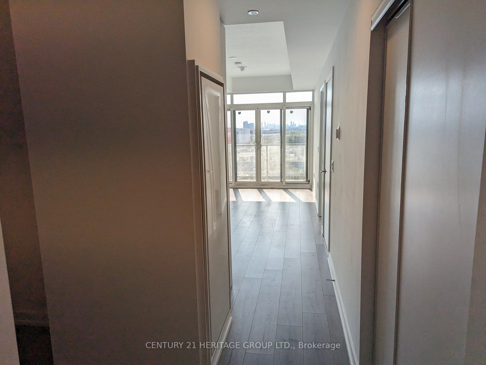 1195 The Queensway, #711