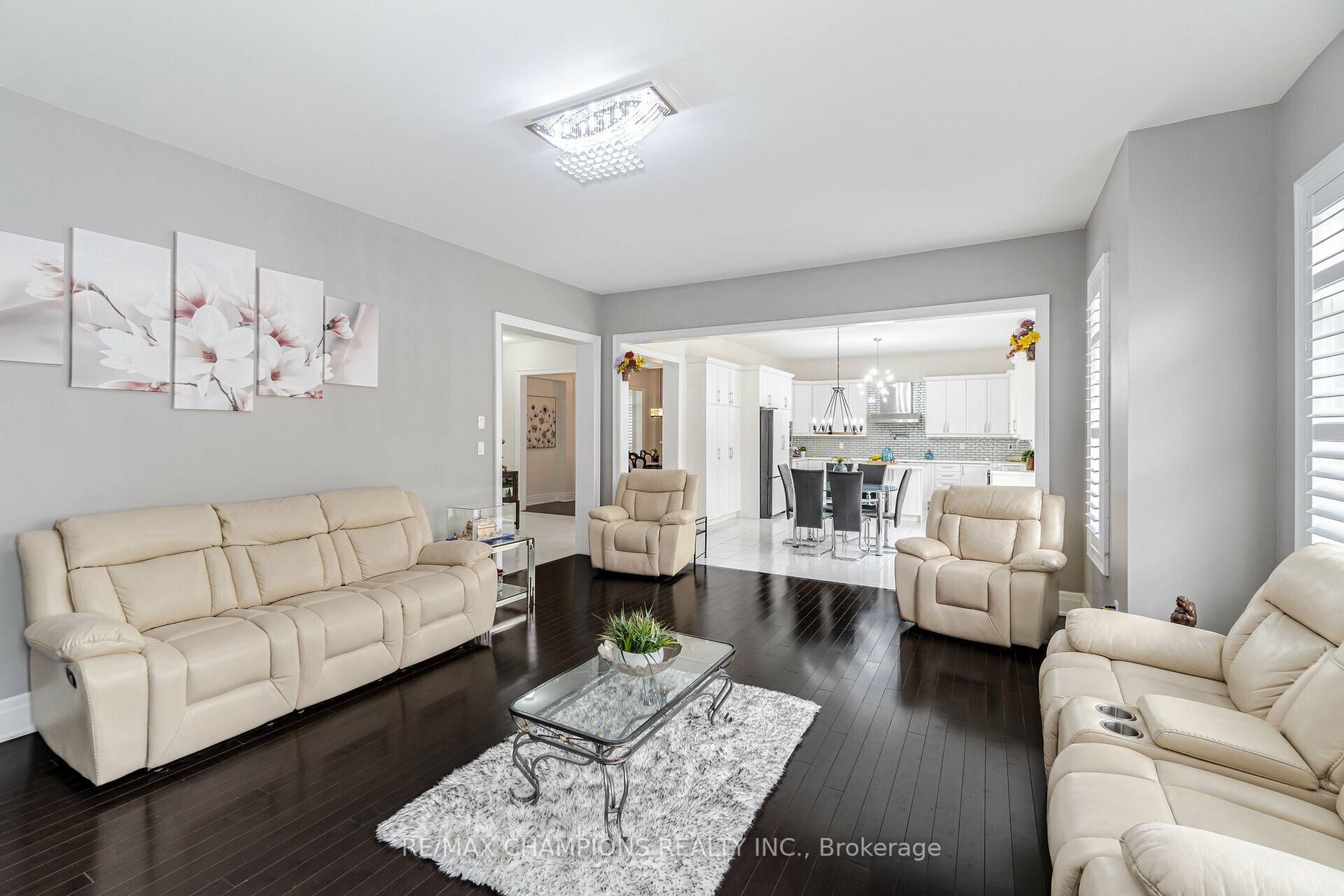 22 Hertonia St