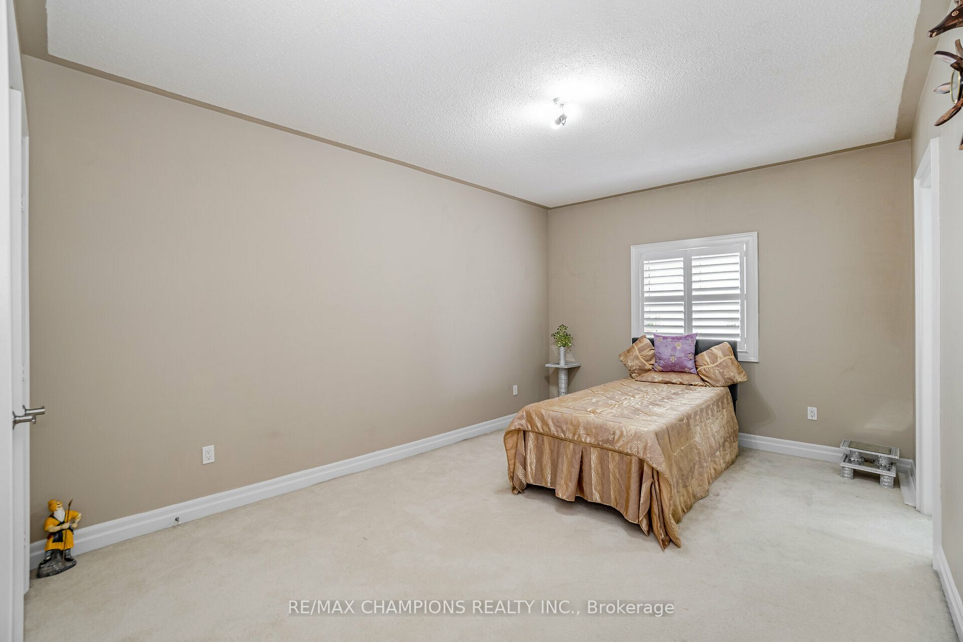 22 Hertonia St