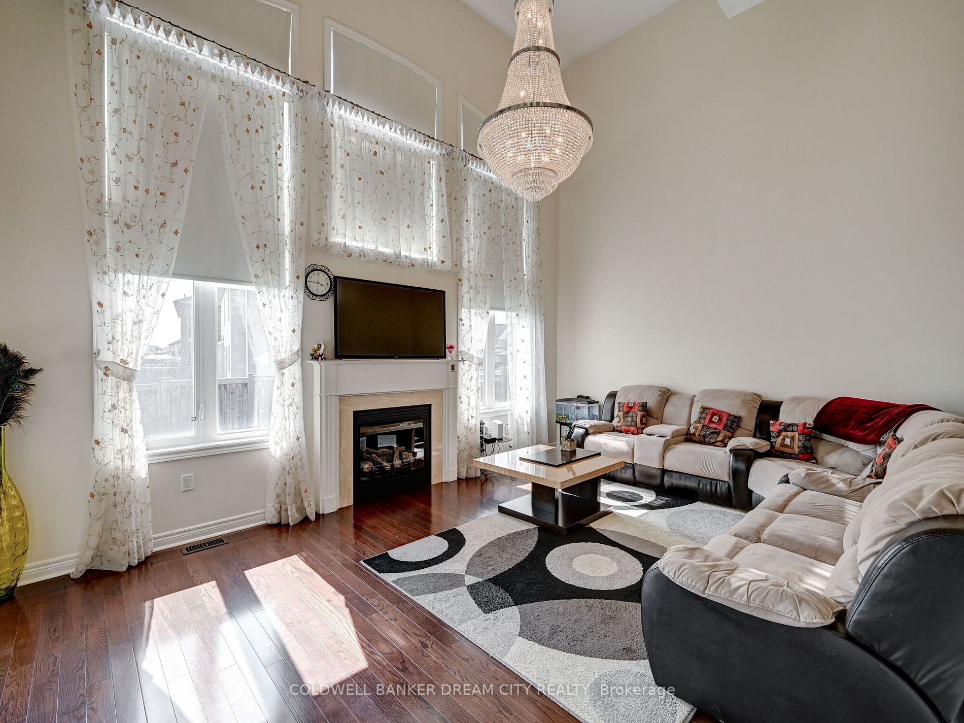 124 Learmont Avenue