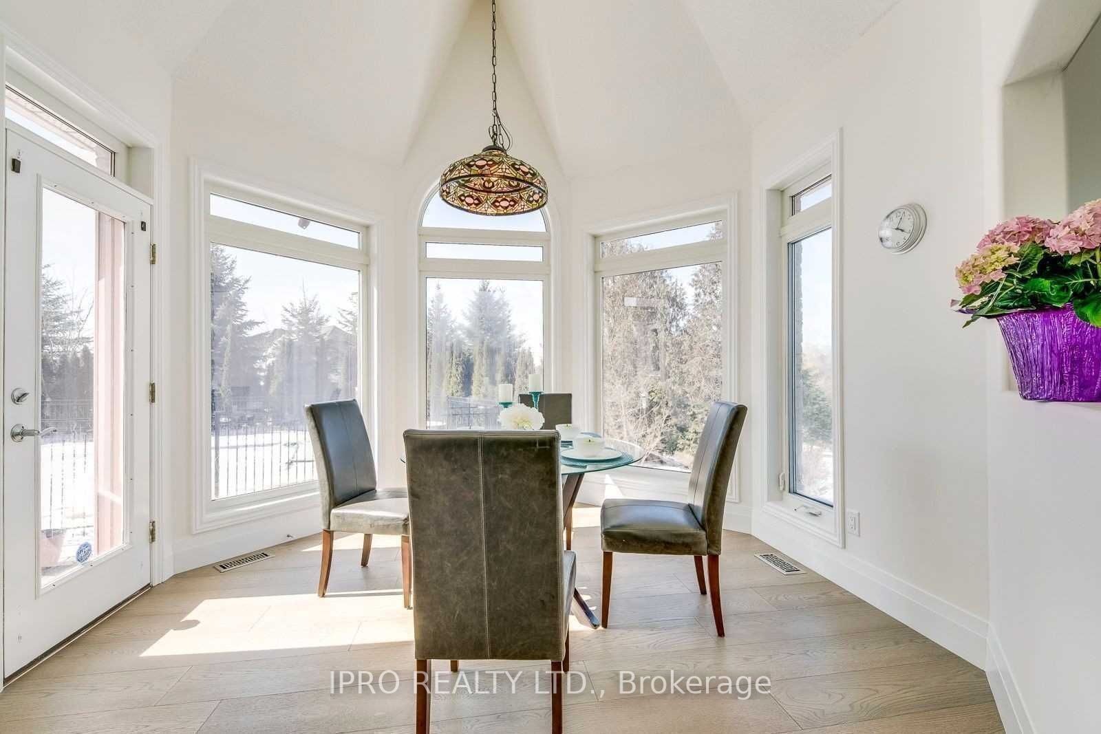 7 Deer Run Crescent