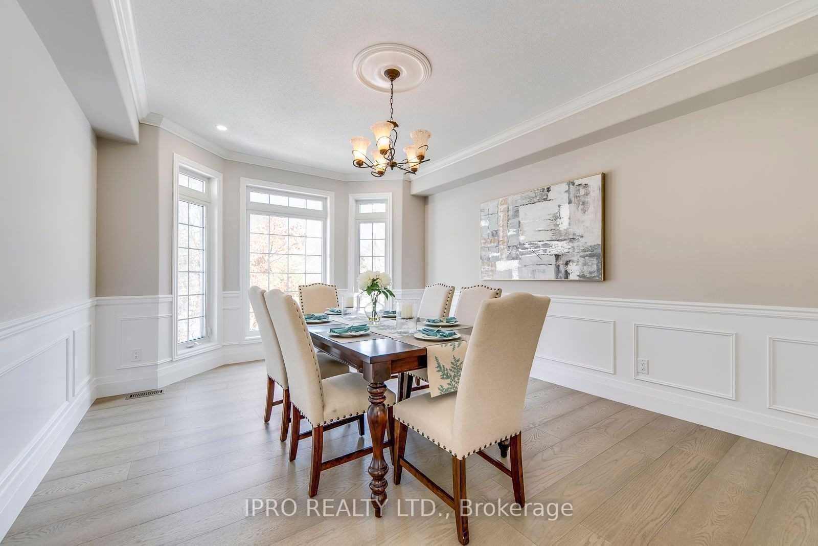 7 Deer Run Crescent