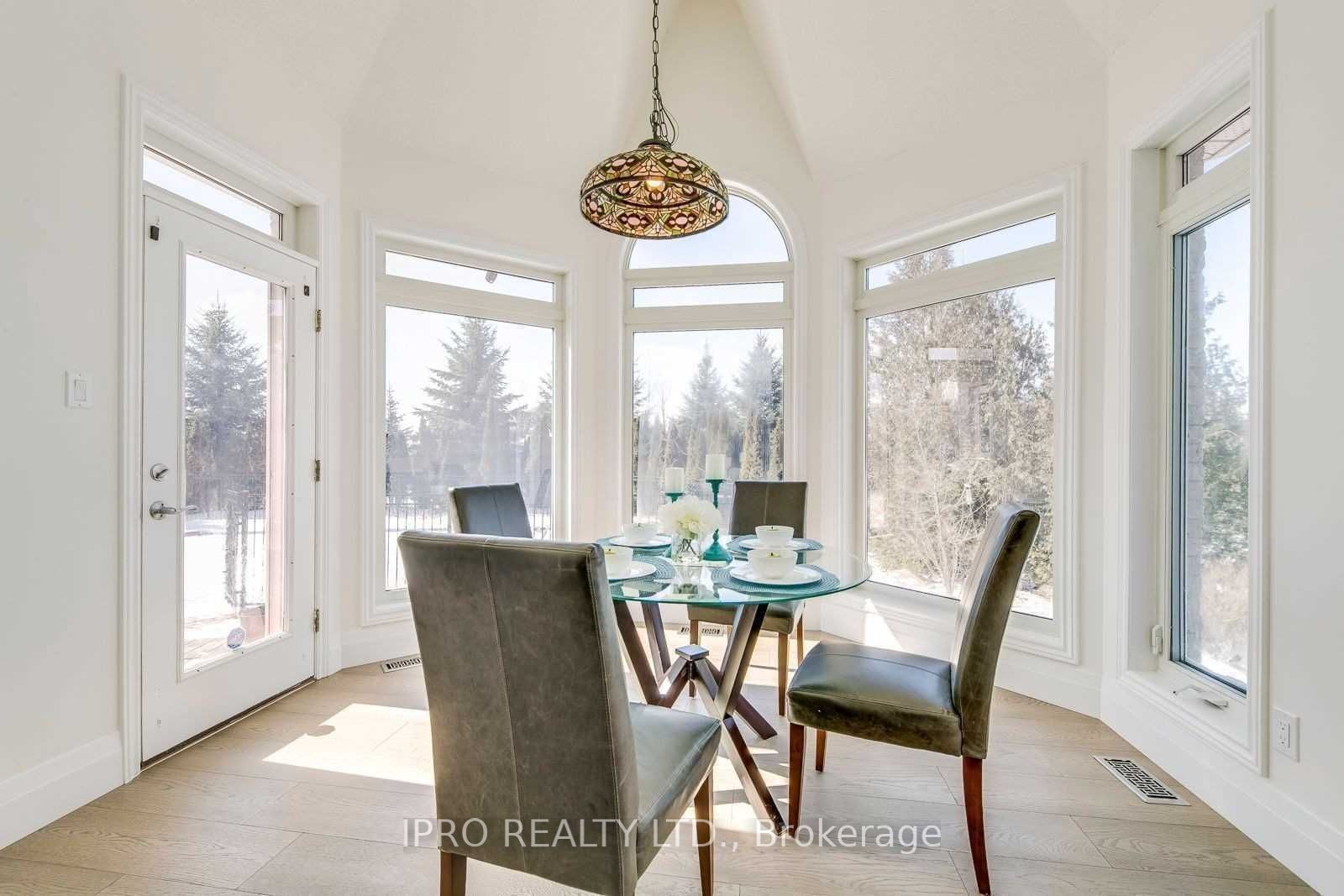 7 Deer Run Crescent