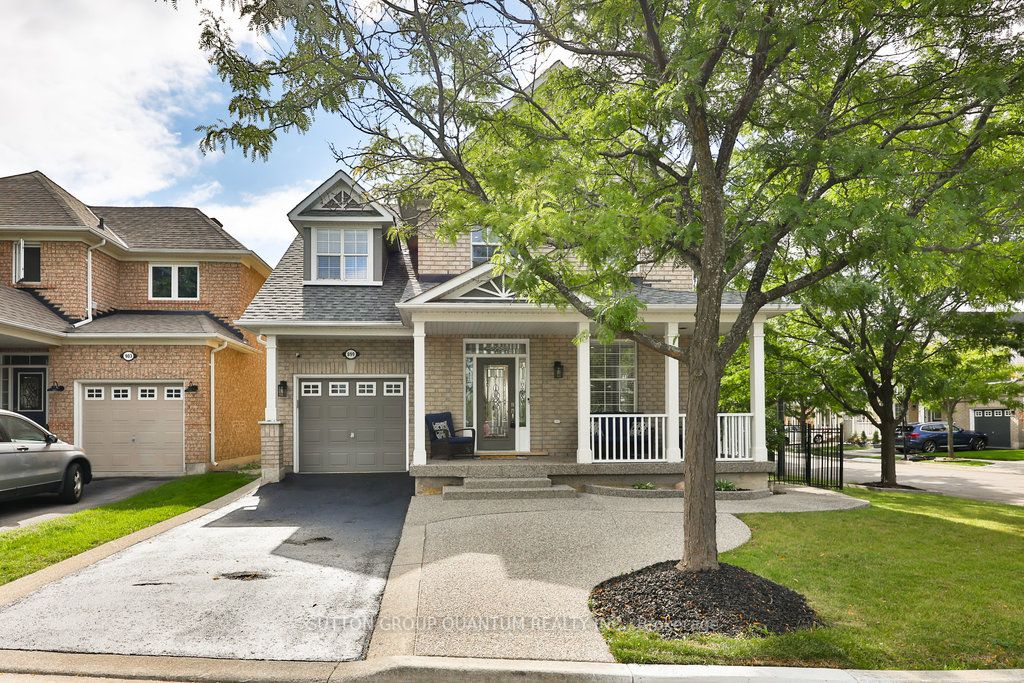 899 Mcduffe Crescent