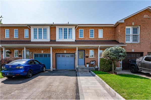 616 Angela Crt, Burlington