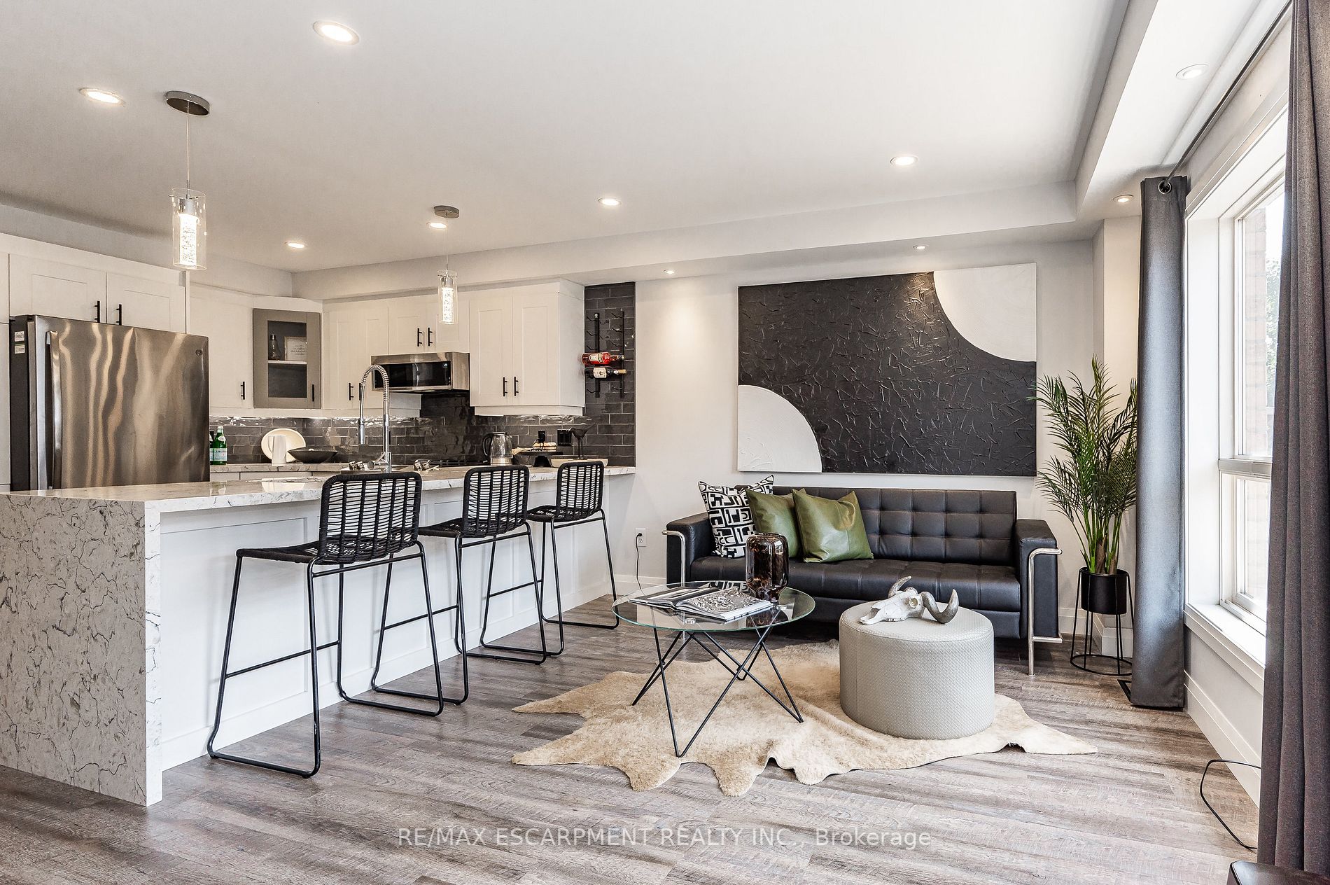 616 Angela Crt