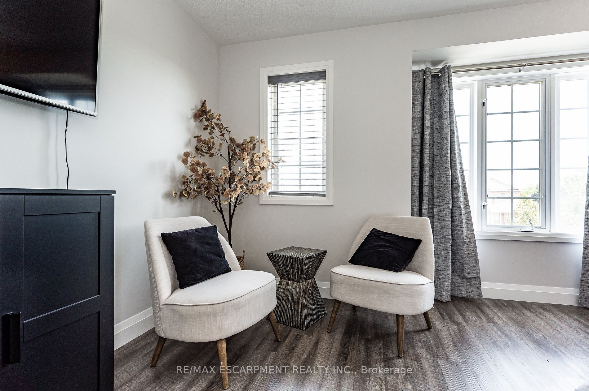 616 Angela Crt