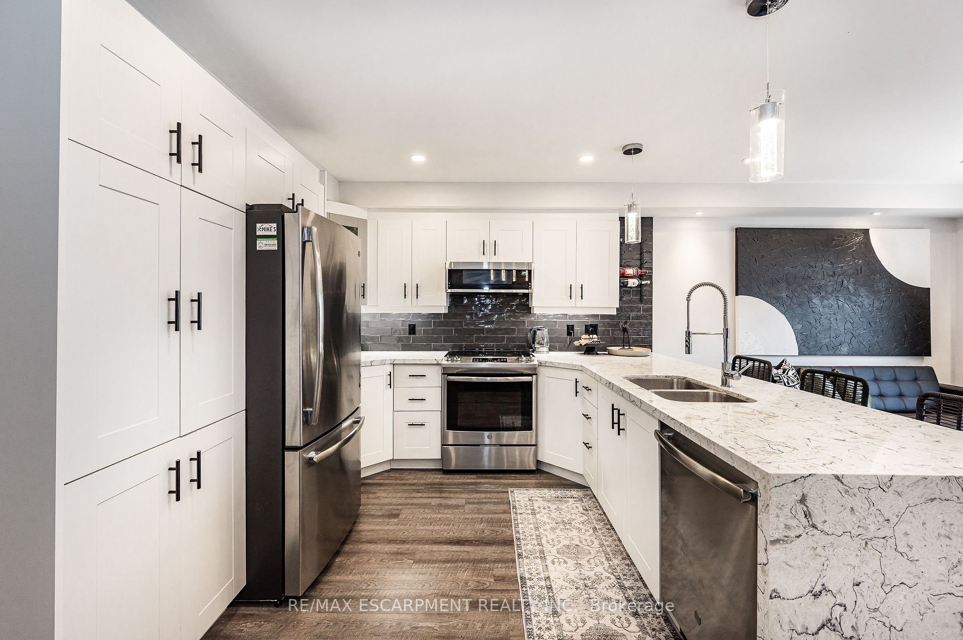 616 Angela Crt