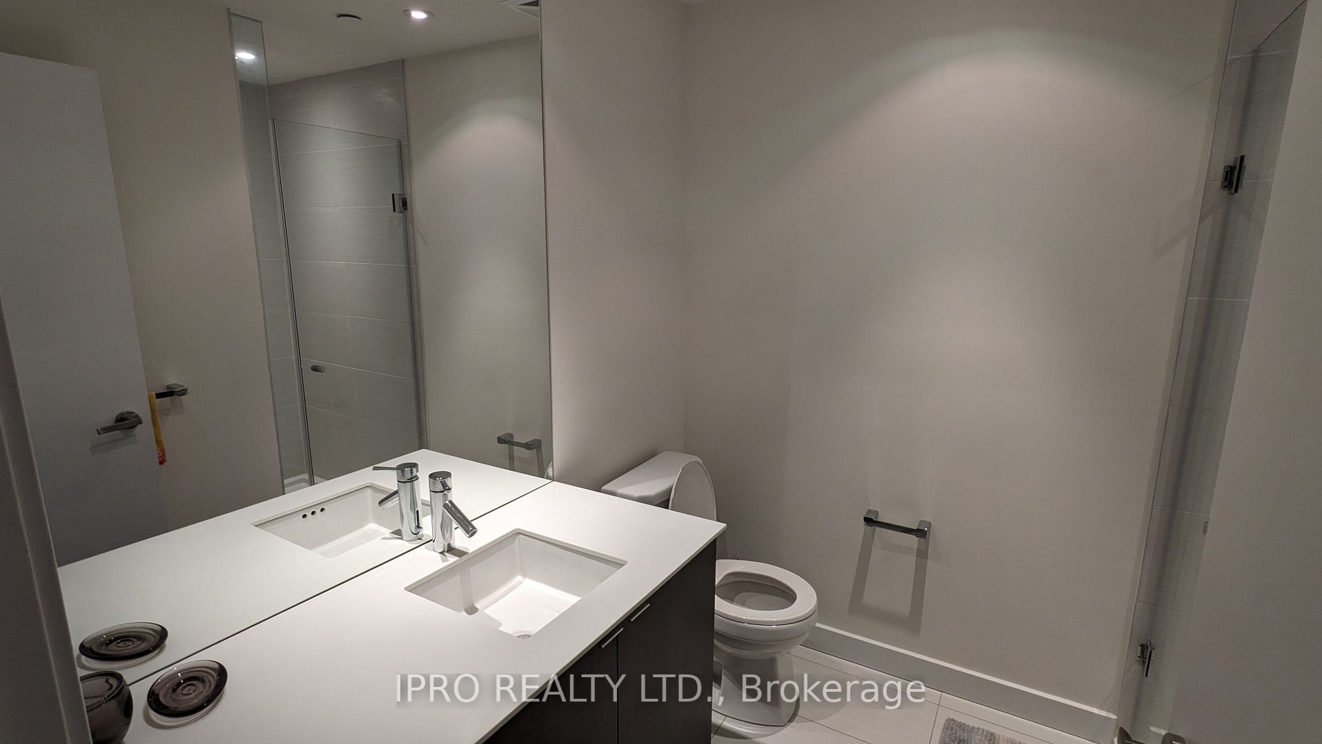 5025 Harvard Rd, #203