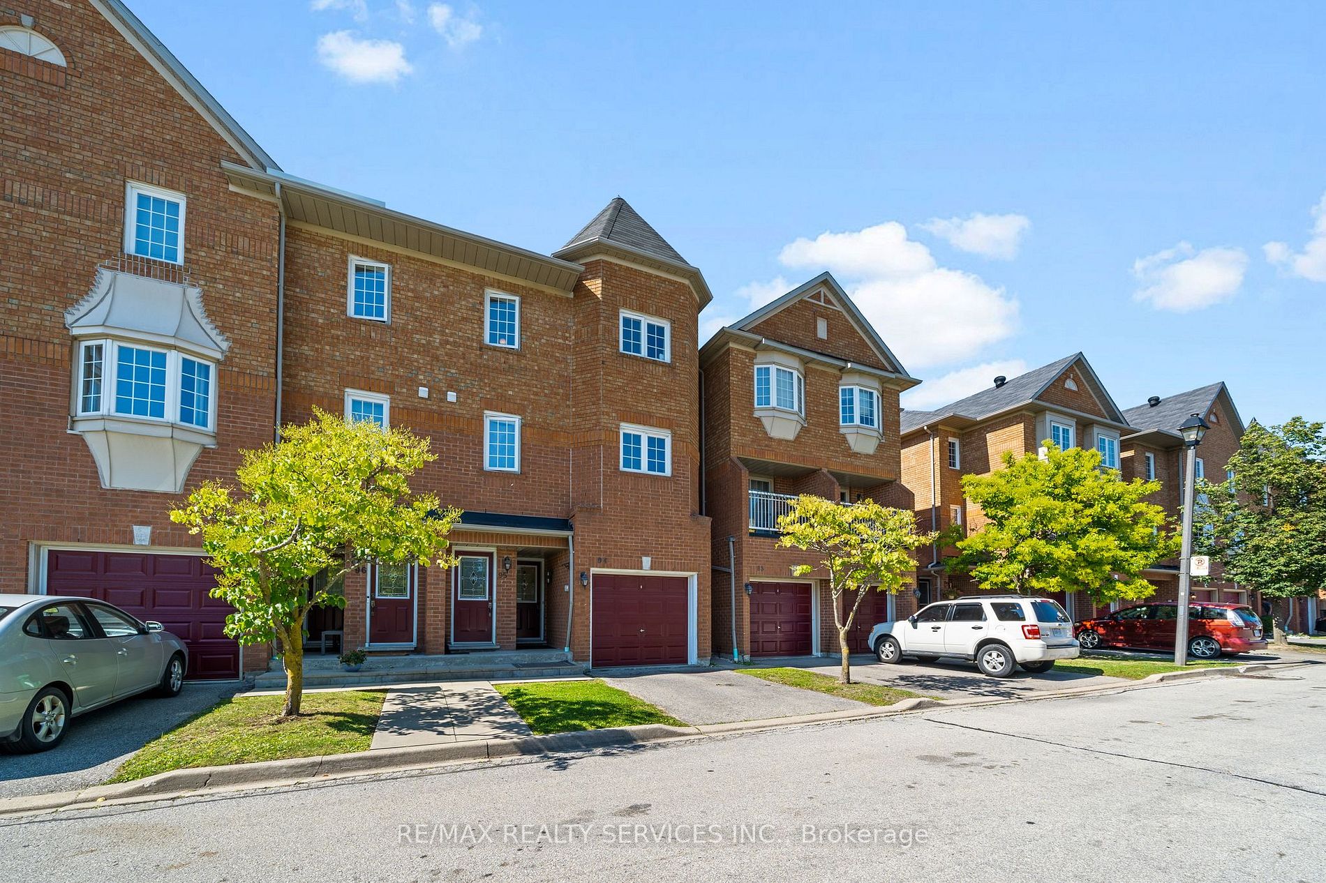 6950 Tenth Line W, #94