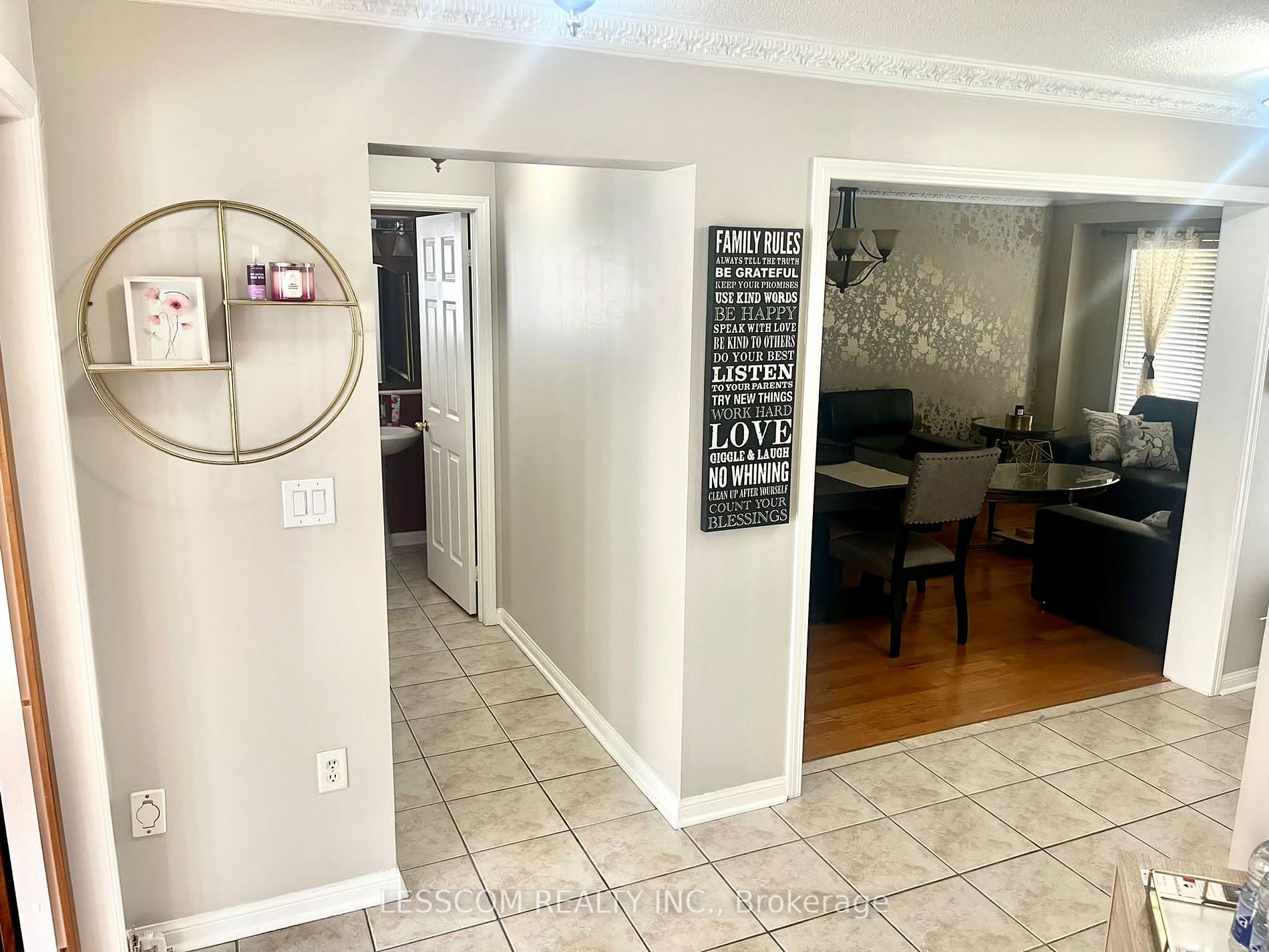 4 Cogswell Cres