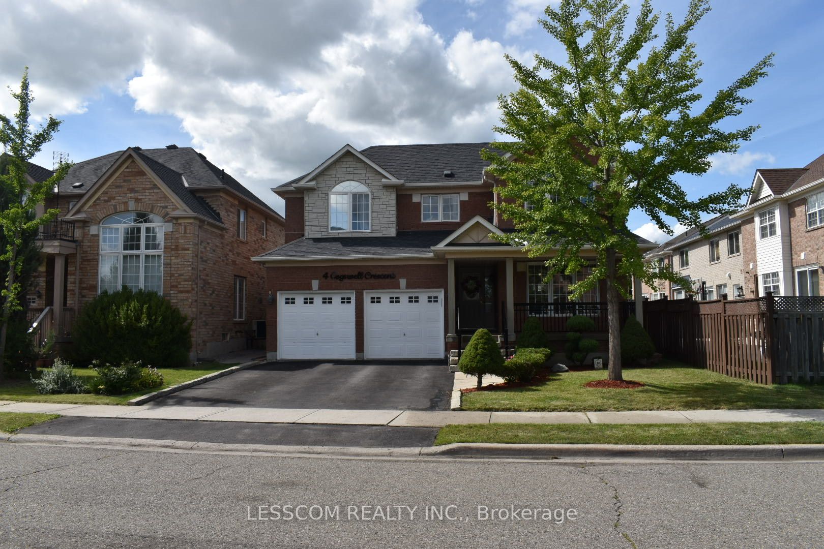 4 Cogswell Cres
