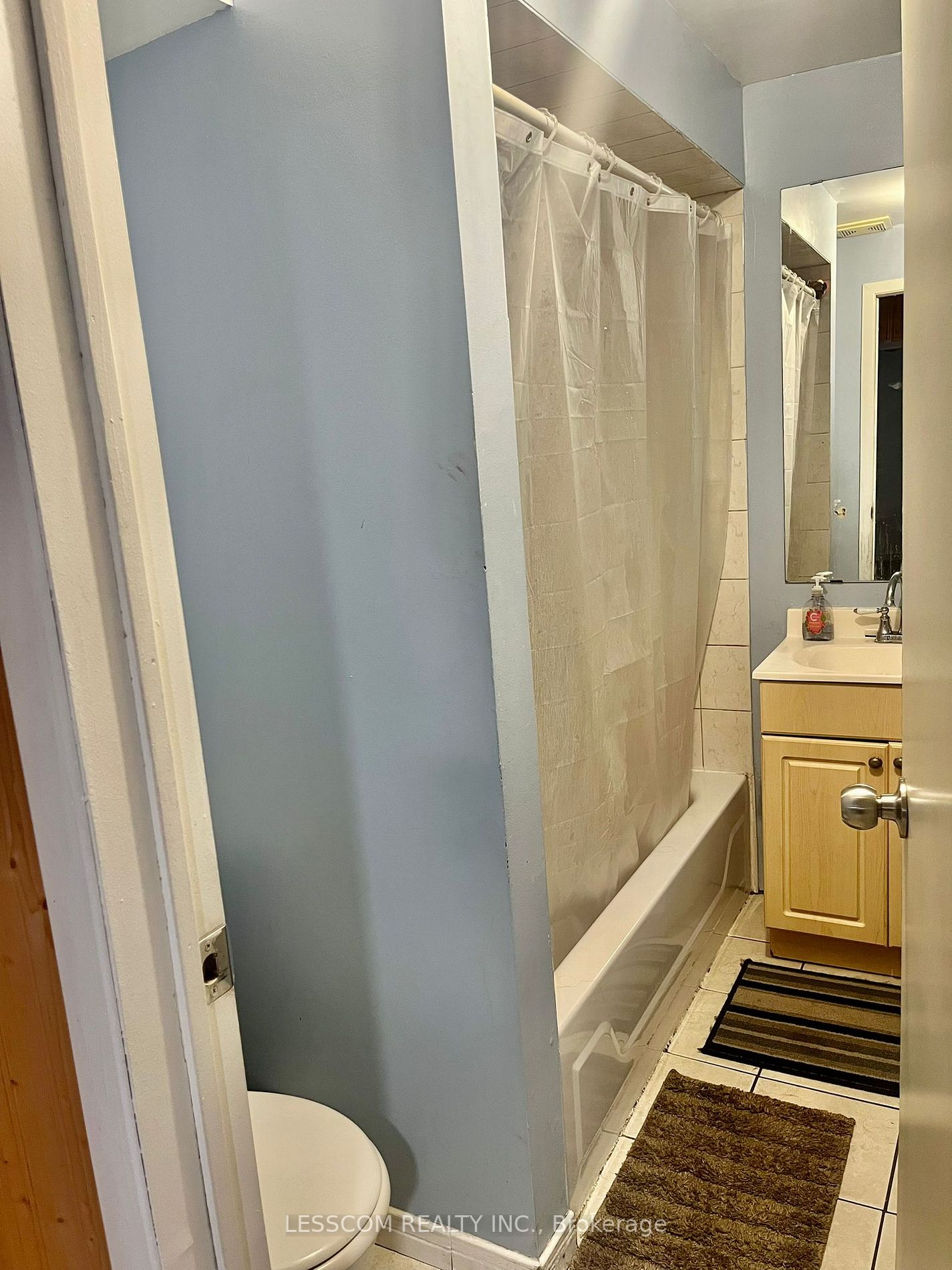 4 Cogswell Cres