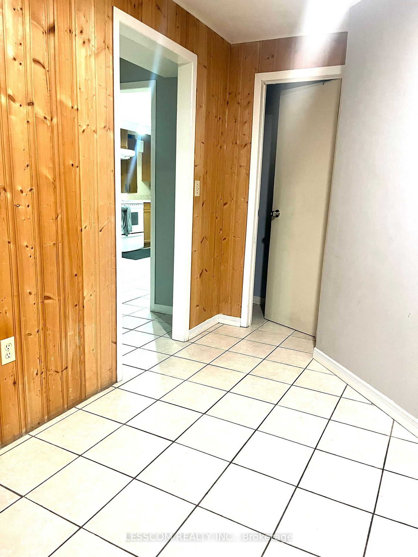 4 Cogswell Cres