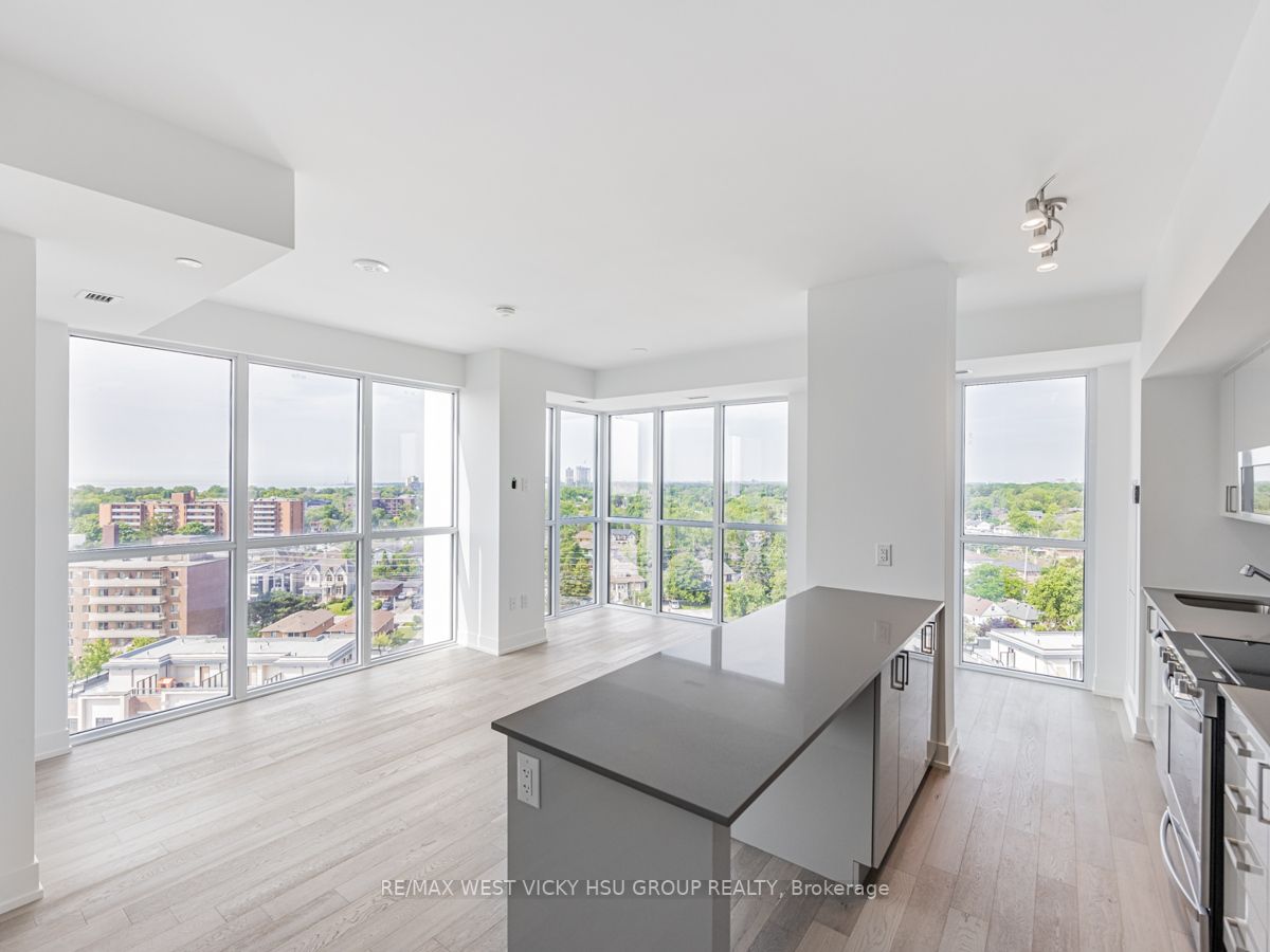 1063 Douglas Mccurdy Comm Circ, #1006