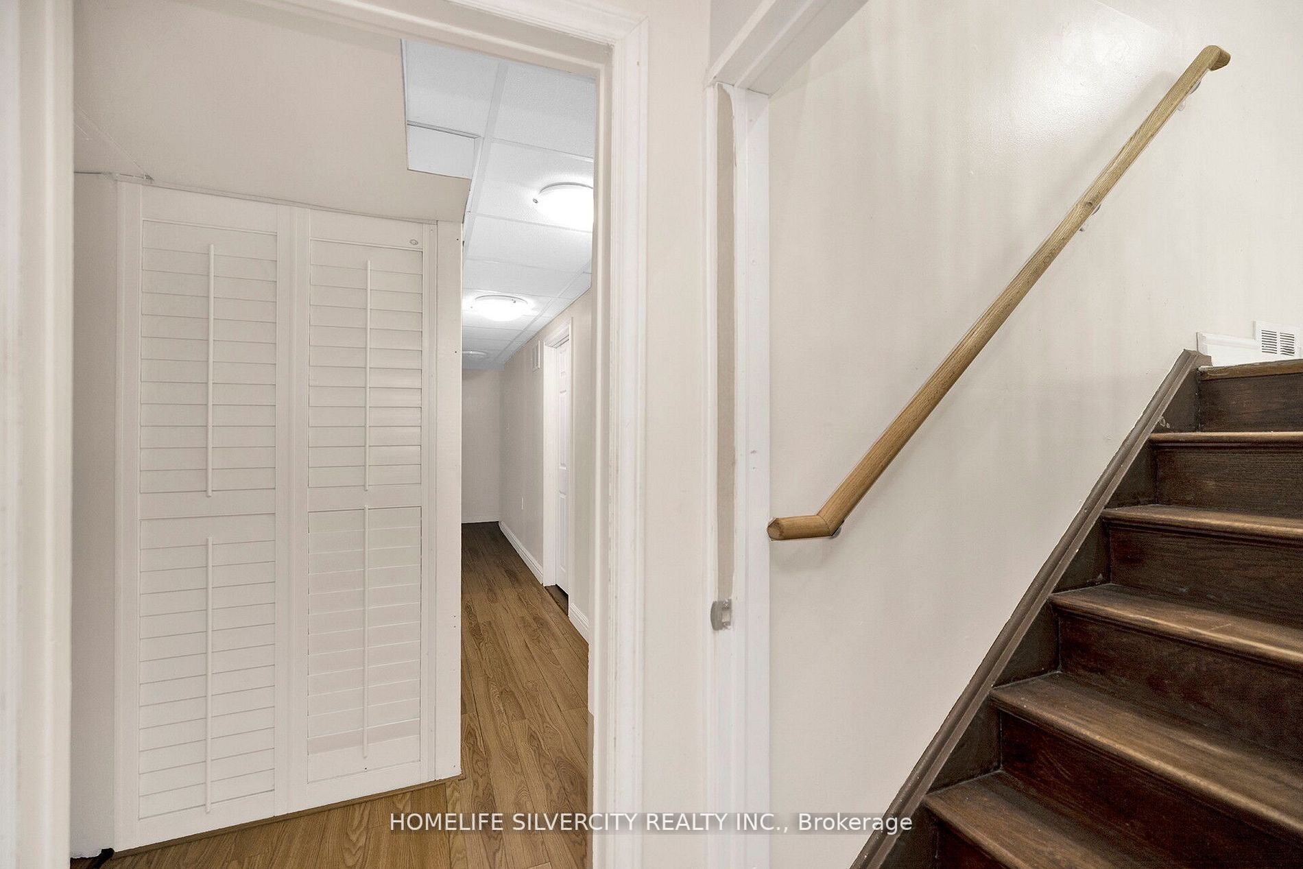 38 Inglewood Dr