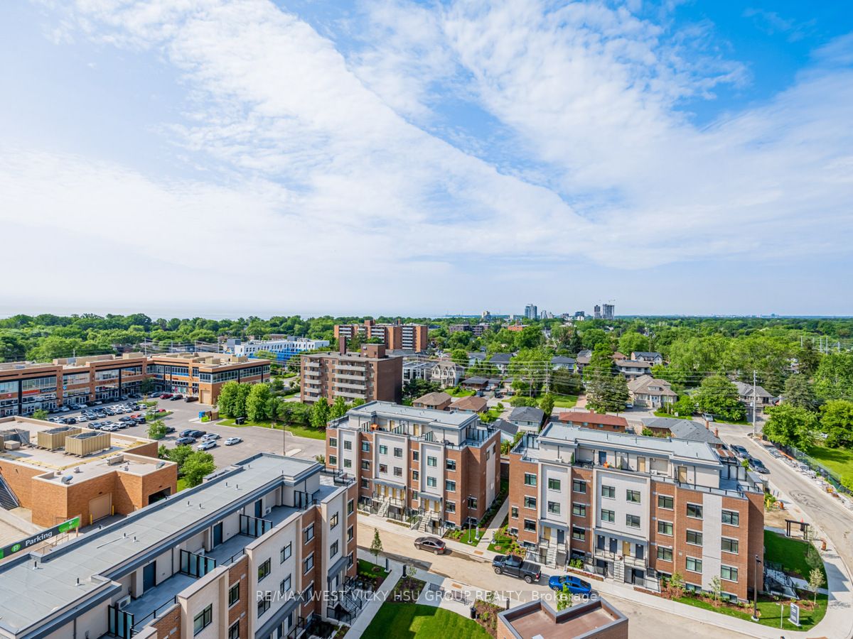 1063 Douglas Mccurdy Comm Circ, #1006