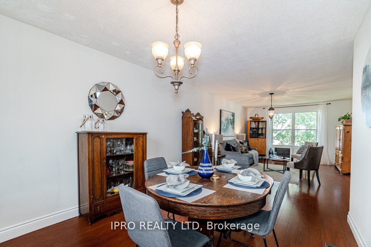 219 Rutherford Road N