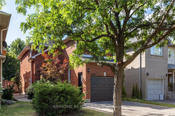 2068 Westmount Dr, Oakville