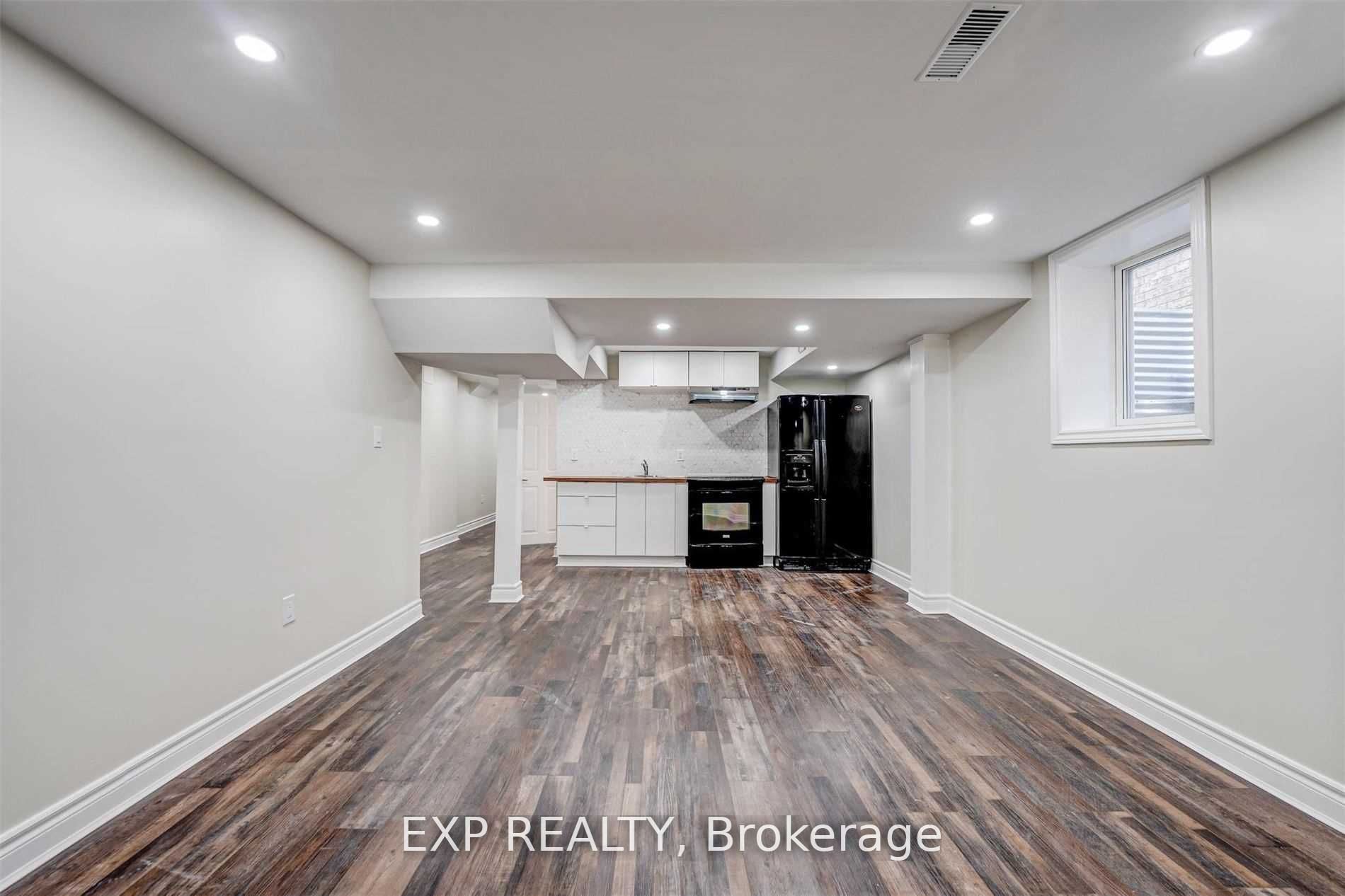 5458 Tasha Dr