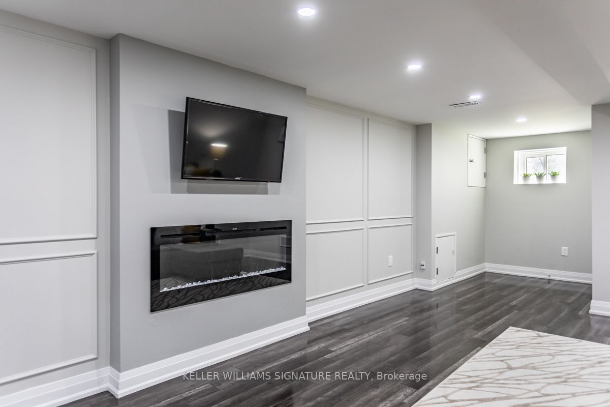 2221 Courtland Dr