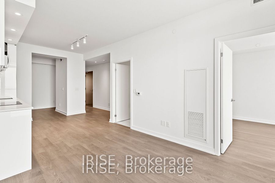 Listing W6786910 - Large Photo # 8