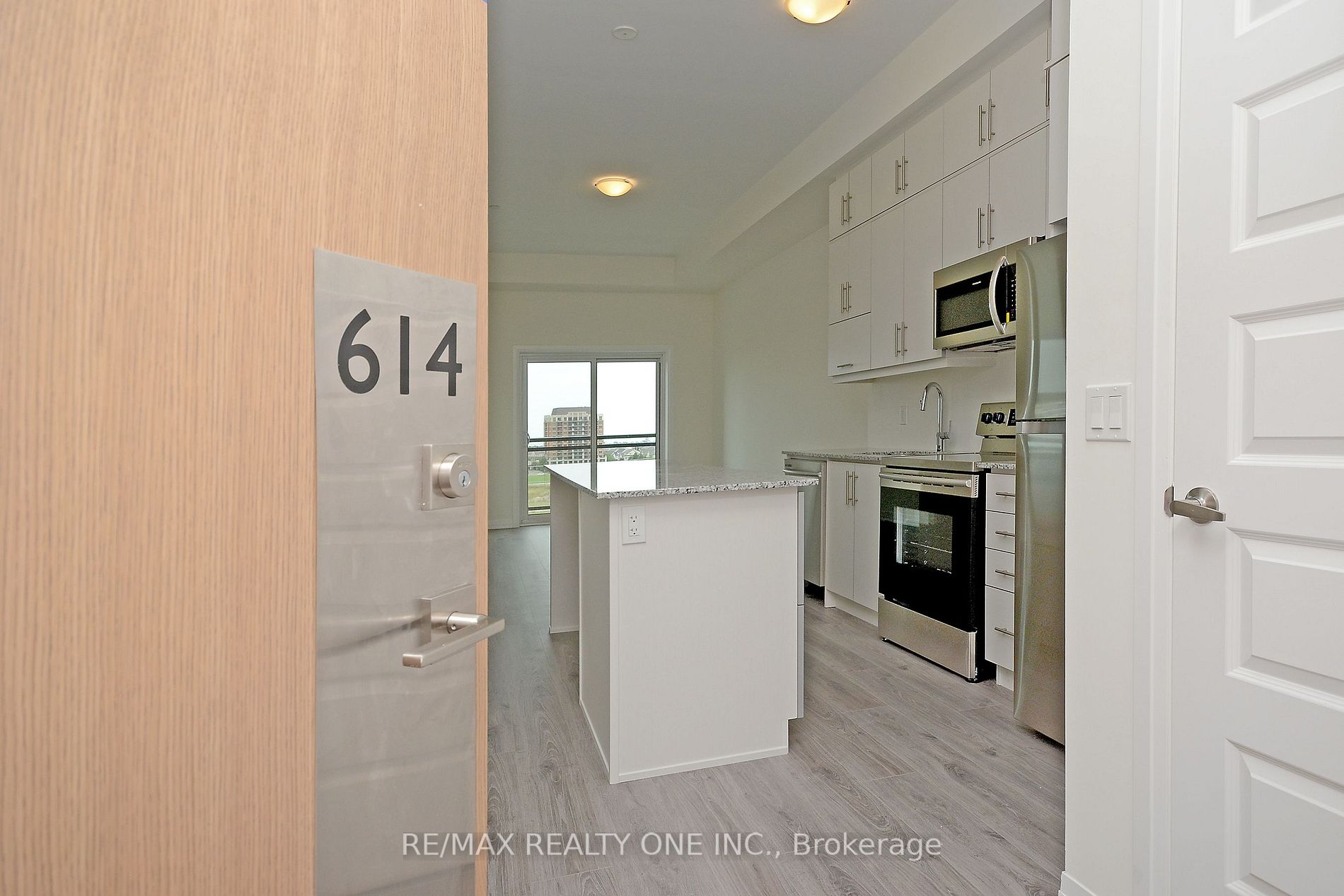 128 Grovewood Common, #614