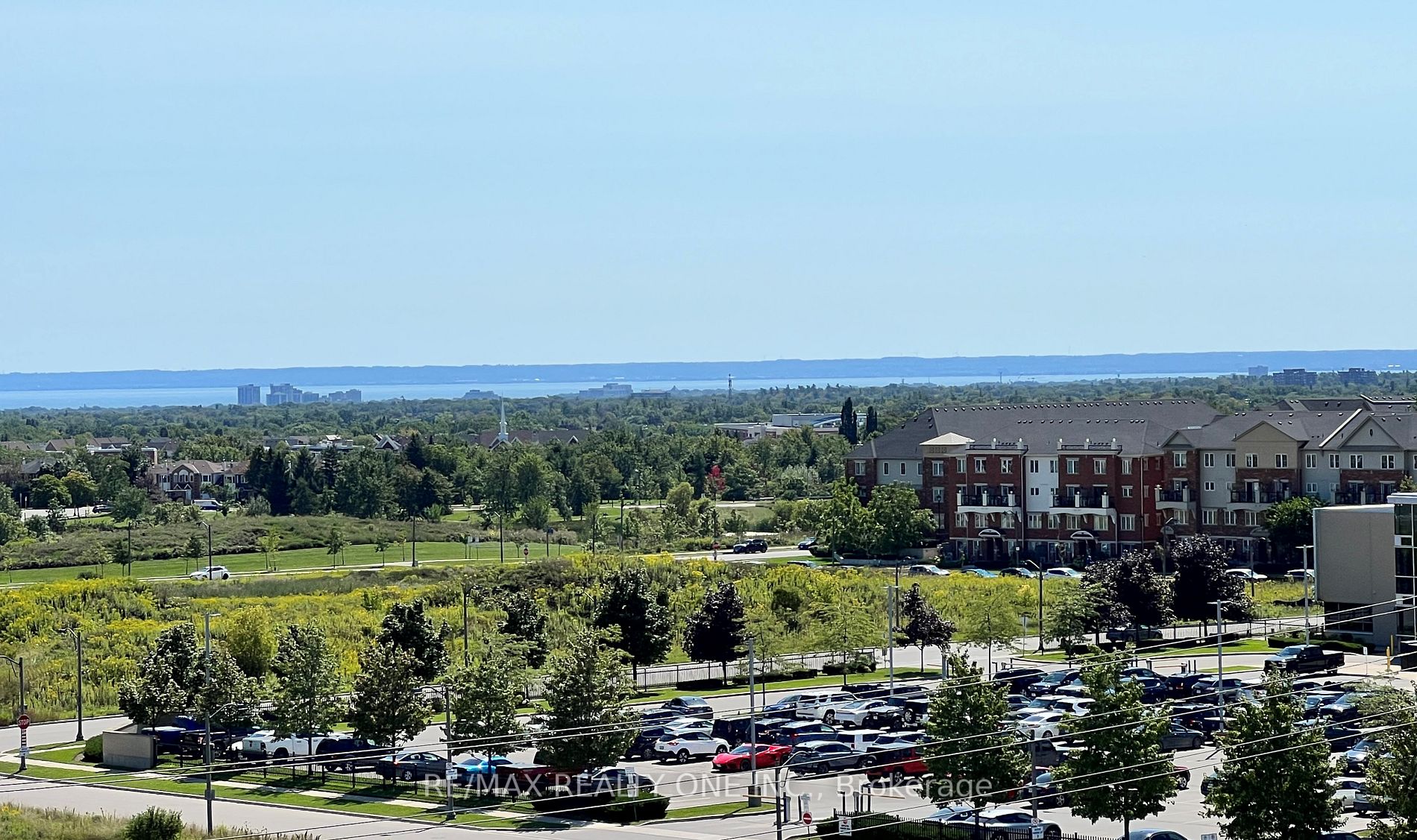 128 Grovewood Common, #614