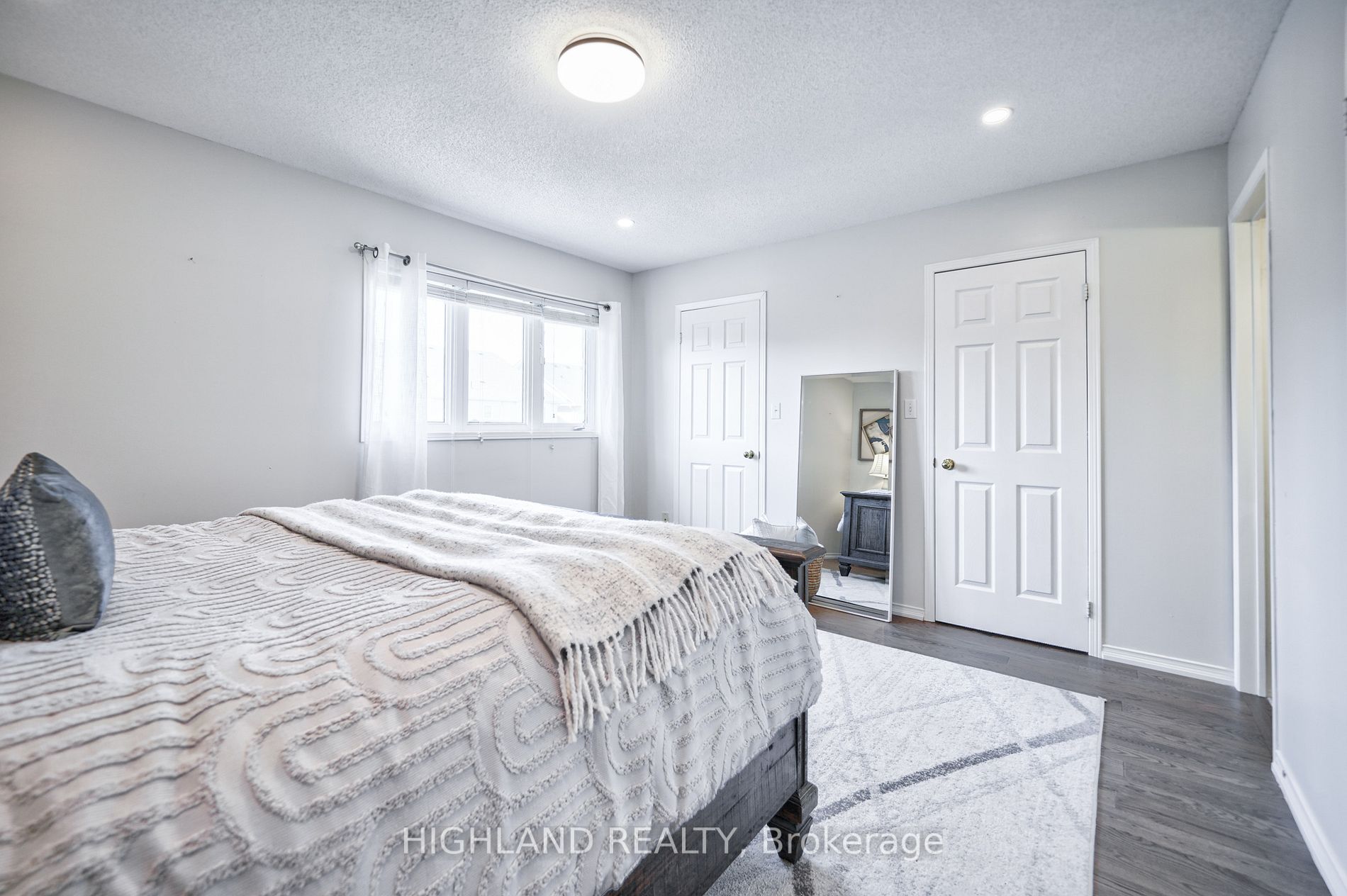 5854 Yachtsman Crossing