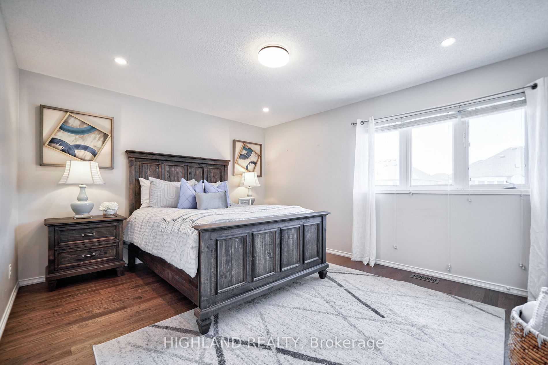 5854 Yachtsman Crossing