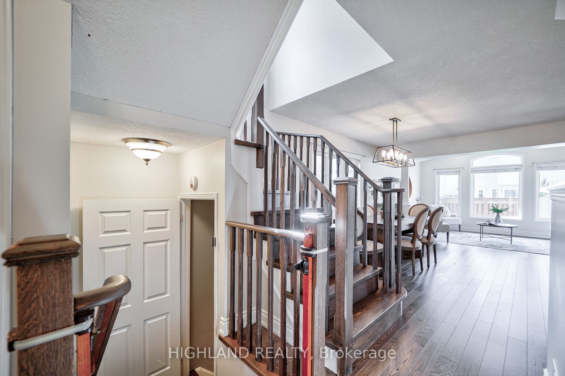 5854 Yachtsman Crossing