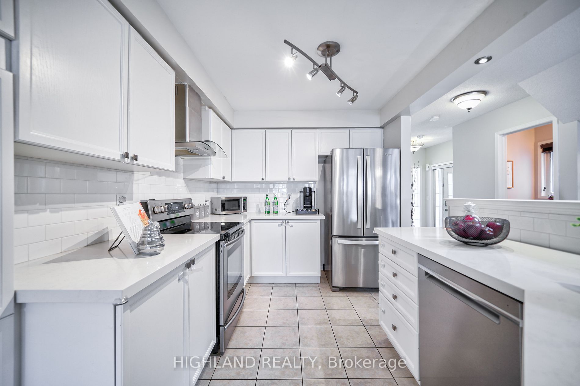 5854 Yachtsman Crossing