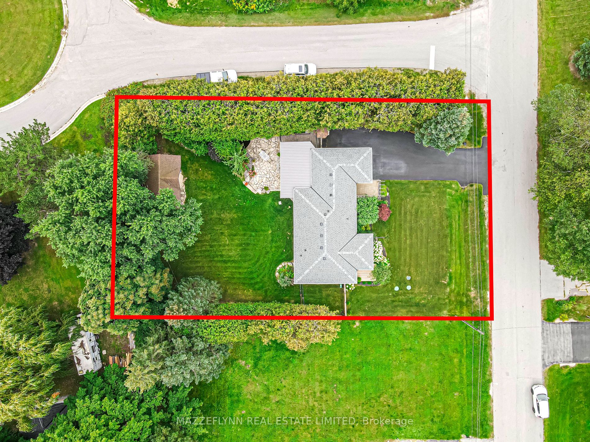 11 Maple Grove Road