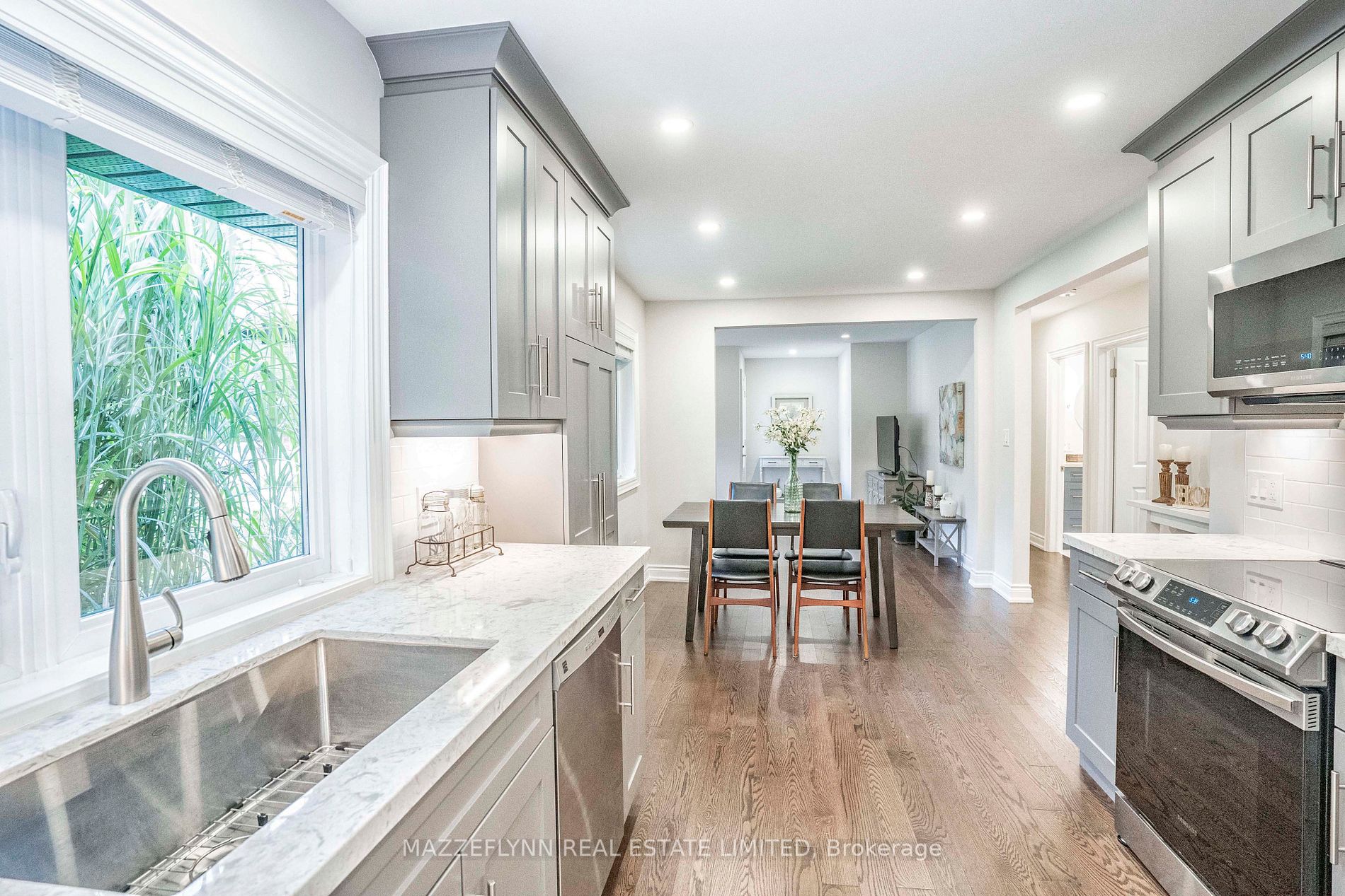 11 Maple Grove Road