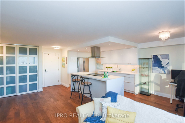 3120 Kirwin Ave, Mississauga