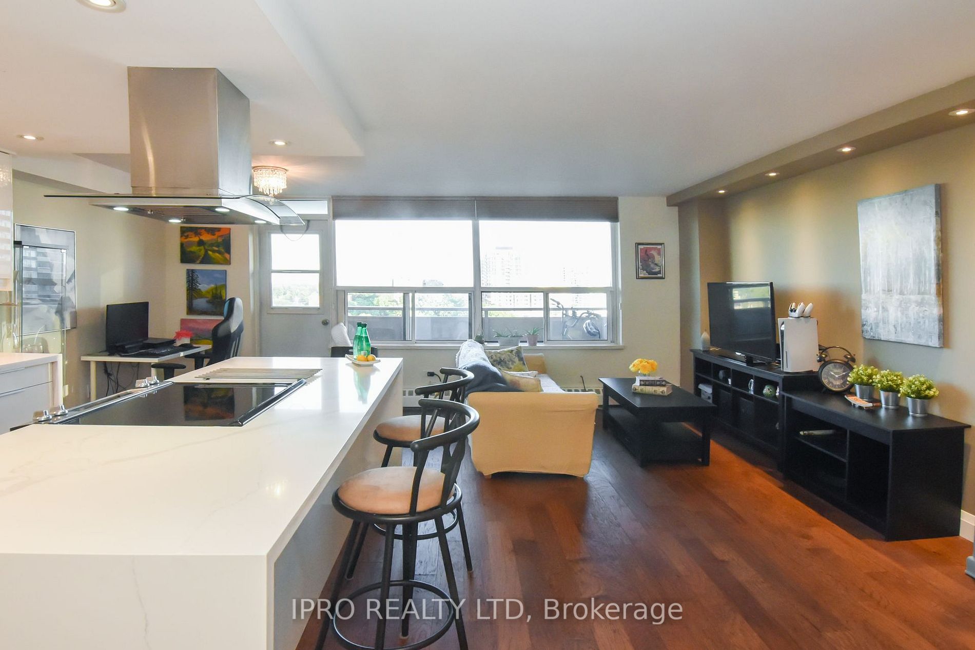 3120 Kirwin Ave, #1009