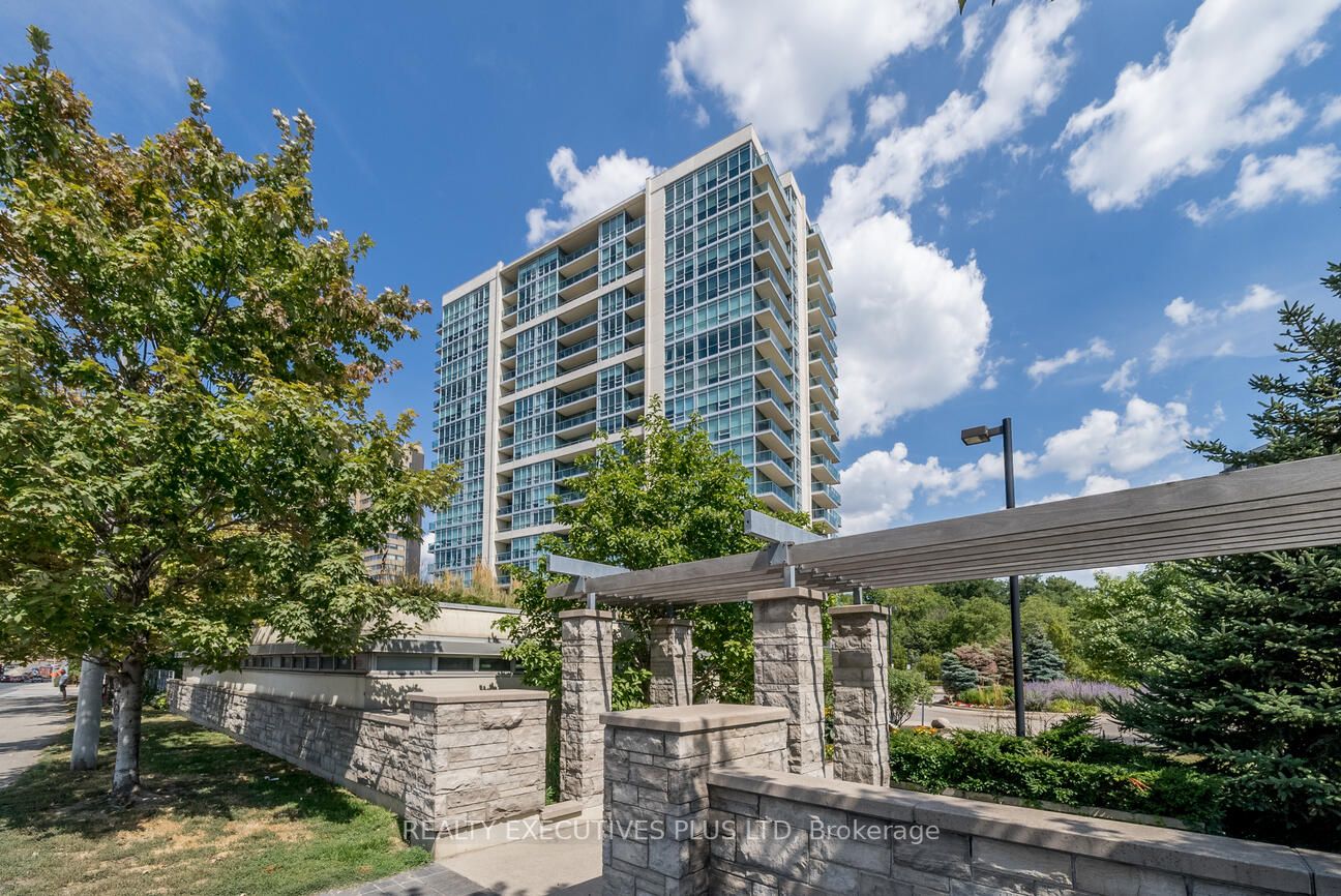 1055 Southdown Rd W, #Ph10