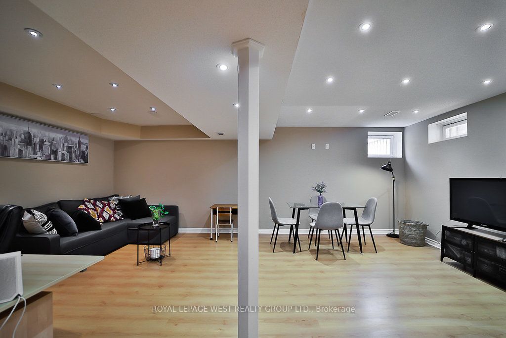 84 Millhouse Mews