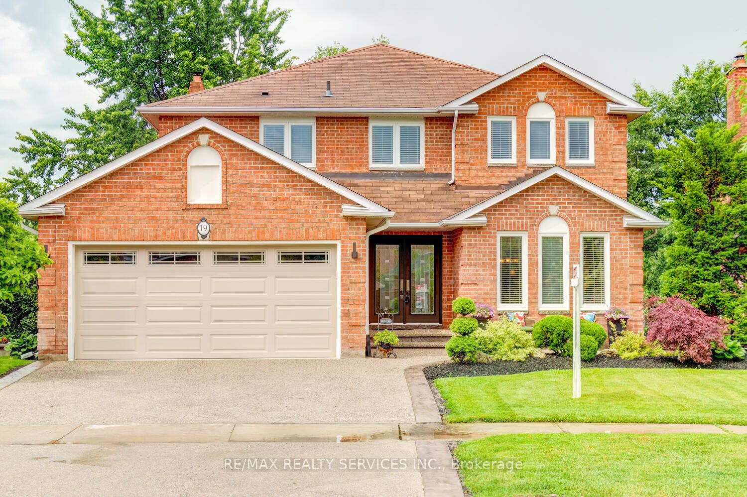 19 Burtree Dr