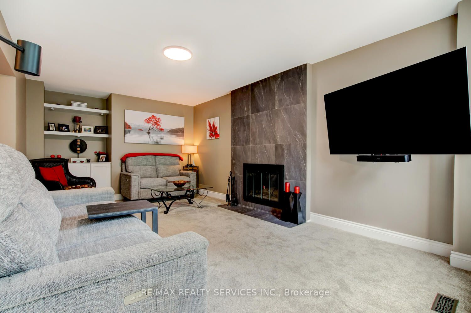 19 Burtree Dr