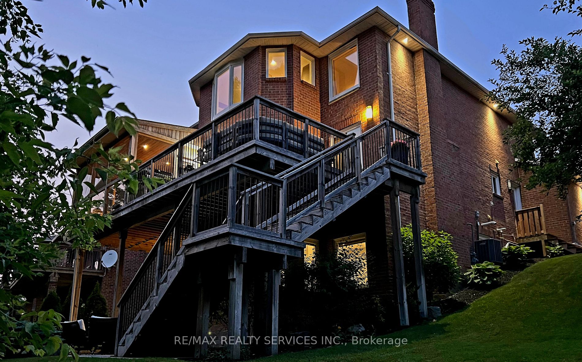 19 Burtree Dr