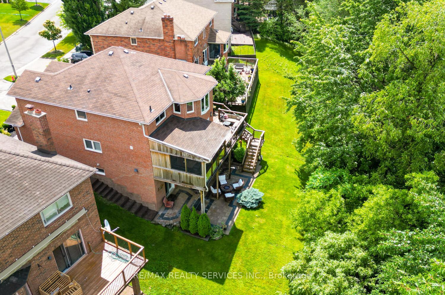 19 Burtree Dr