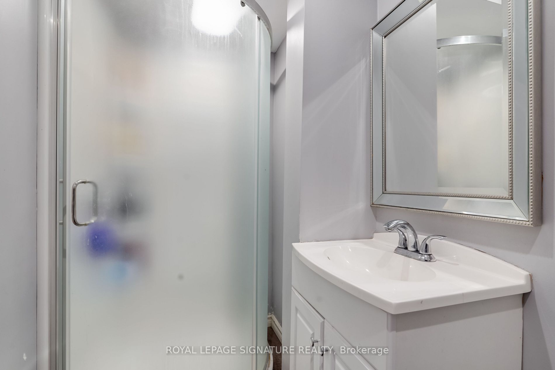 2673 Constable Rd