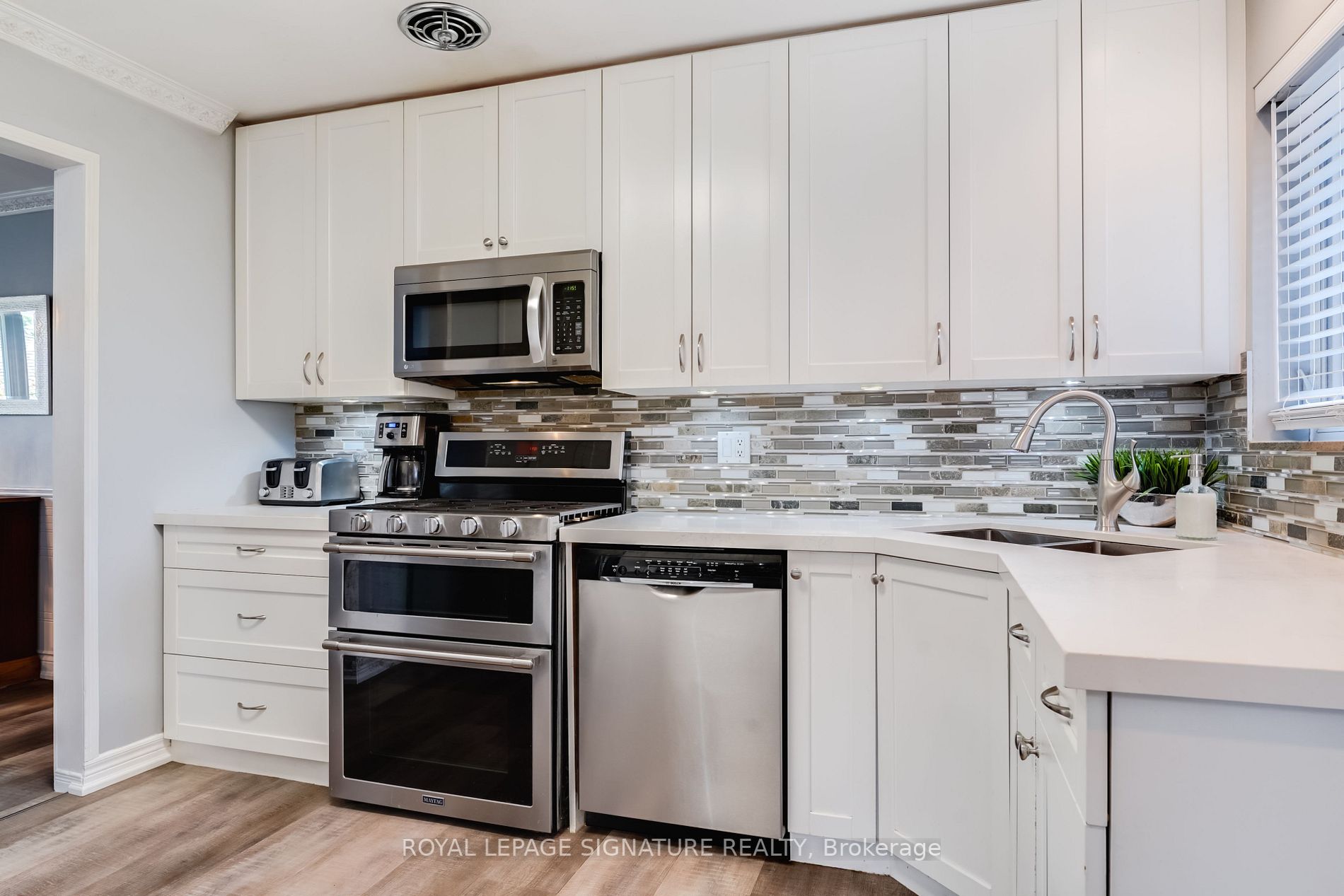 2673 Constable Rd