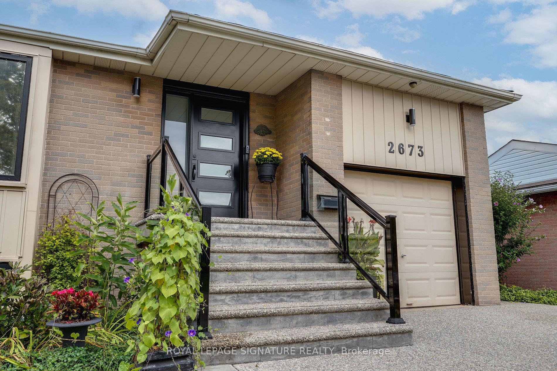 2673 Constable Rd